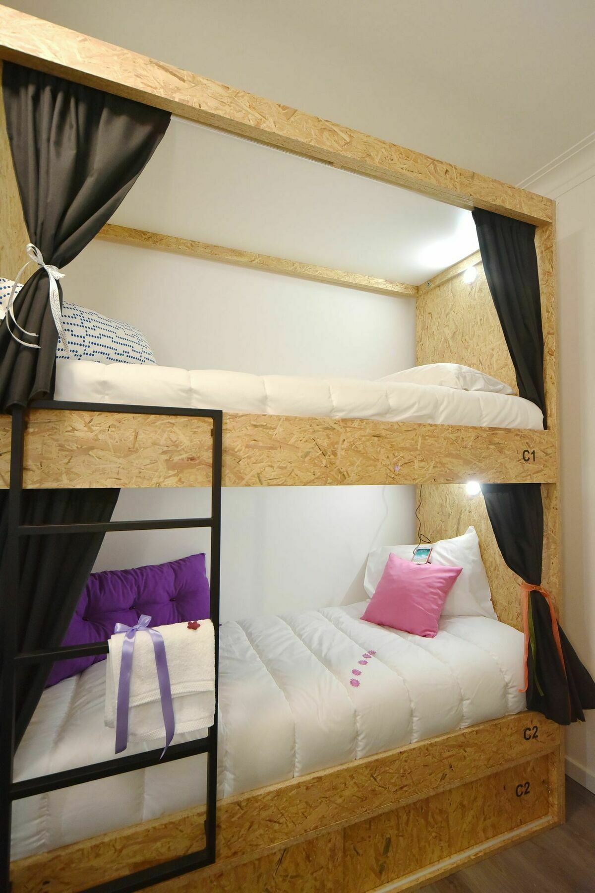 Tuk Tuk Hostel Lisboa 外观 照片